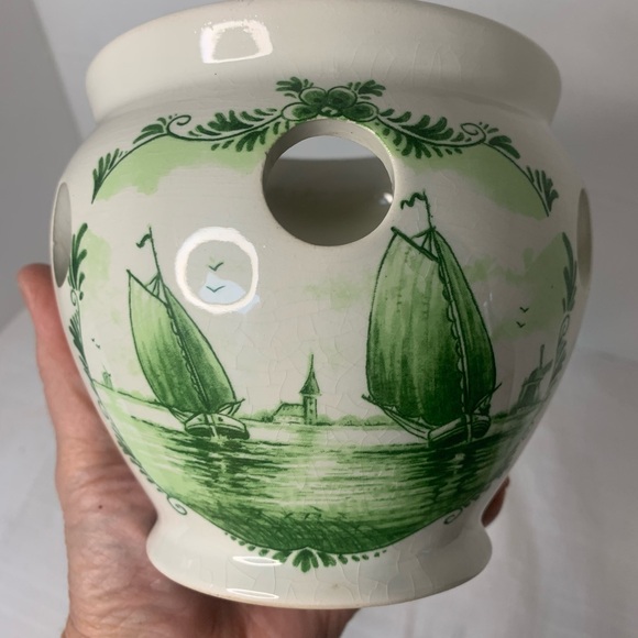 DELFT| Vintage Delft Green Tulip Planter by Brecks - Picture 6 of 11